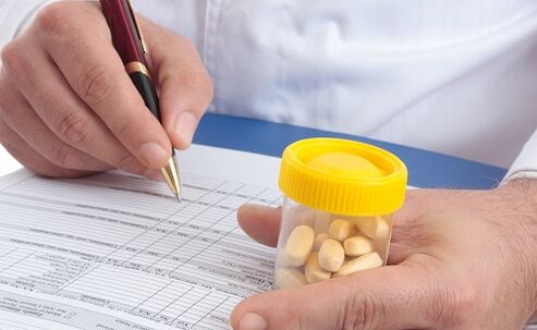 médico prescreve medicamentos para prostatite foto 2