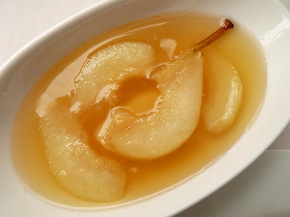 É útil para pacientes com prostatite incluir compota de pêra em sua dieta
